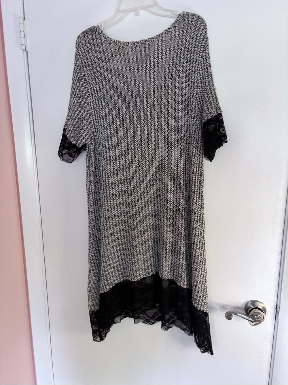 Vocal Black and White Marled Knit Top - Picture 4 of 6